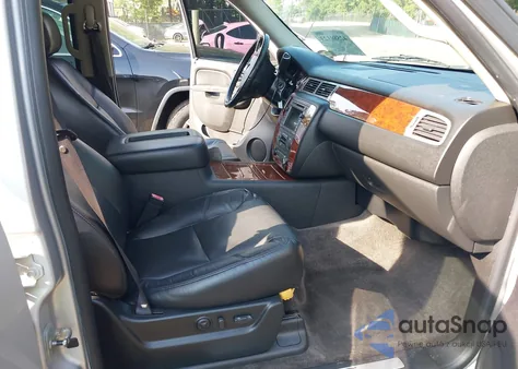 2010 Chevrolet Tahoe Ltz from USA, damaged, VIN 1GNUKCE0XAR210860